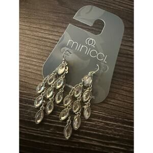 6/$25 NWT Minicci Rhinestone Drop Chandelier Earrings
